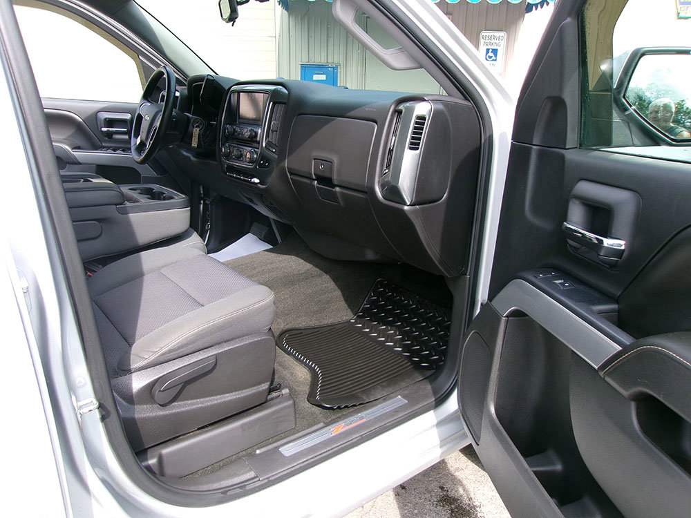 Used 2016 Chevrolet Silverado 1500 LT w/ All Star Edition image 9