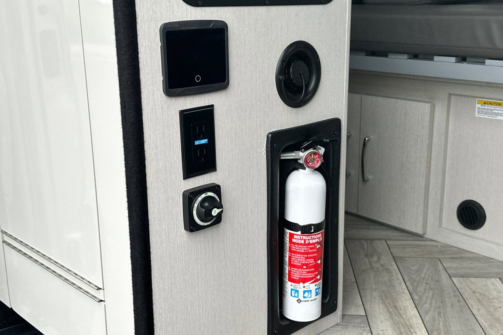 Used 2023 Mercedes-Benz Sprinter 2500 image 29