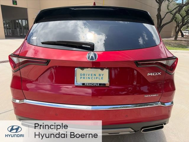 Used 2025 Acura MDX SH-AWD w/ Technology Package image 4