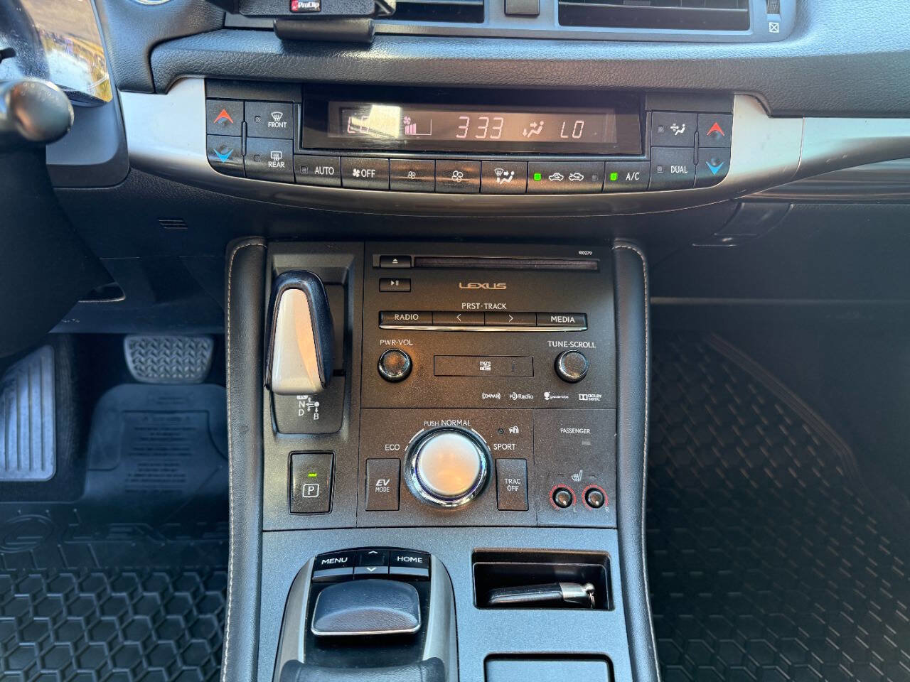 Used 2014 Lexus CT 200h image 15