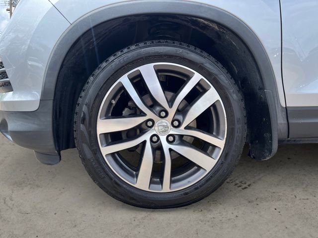 Used 2016 Honda Pilot Touring image 14