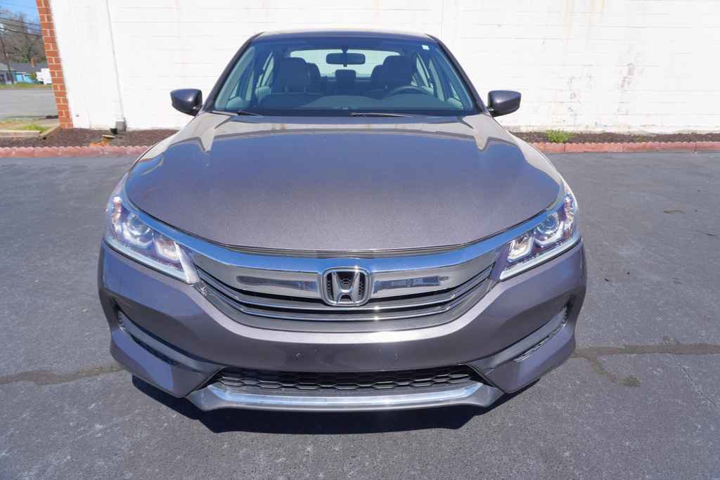 Used 2017 Honda Accord LX image 3