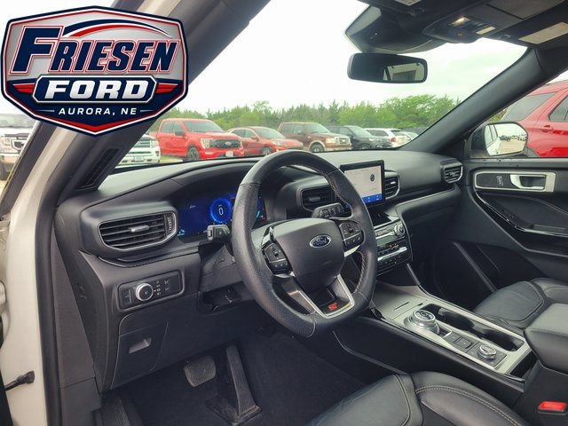 Used 2022 Ford Explorer ST w/ ST Street Pack AWD/4WD image 13