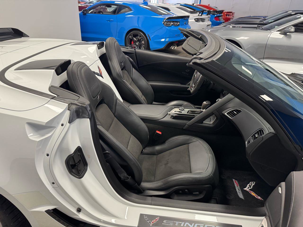 Used 2018 Chevrolet Corvette Z06 w/ Z07 Performance Package image 18