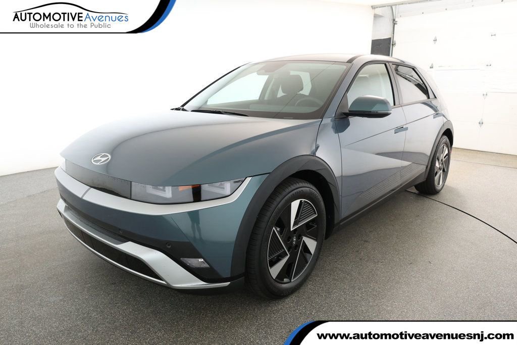Used 2025 Hyundai Ioniq 5 SE