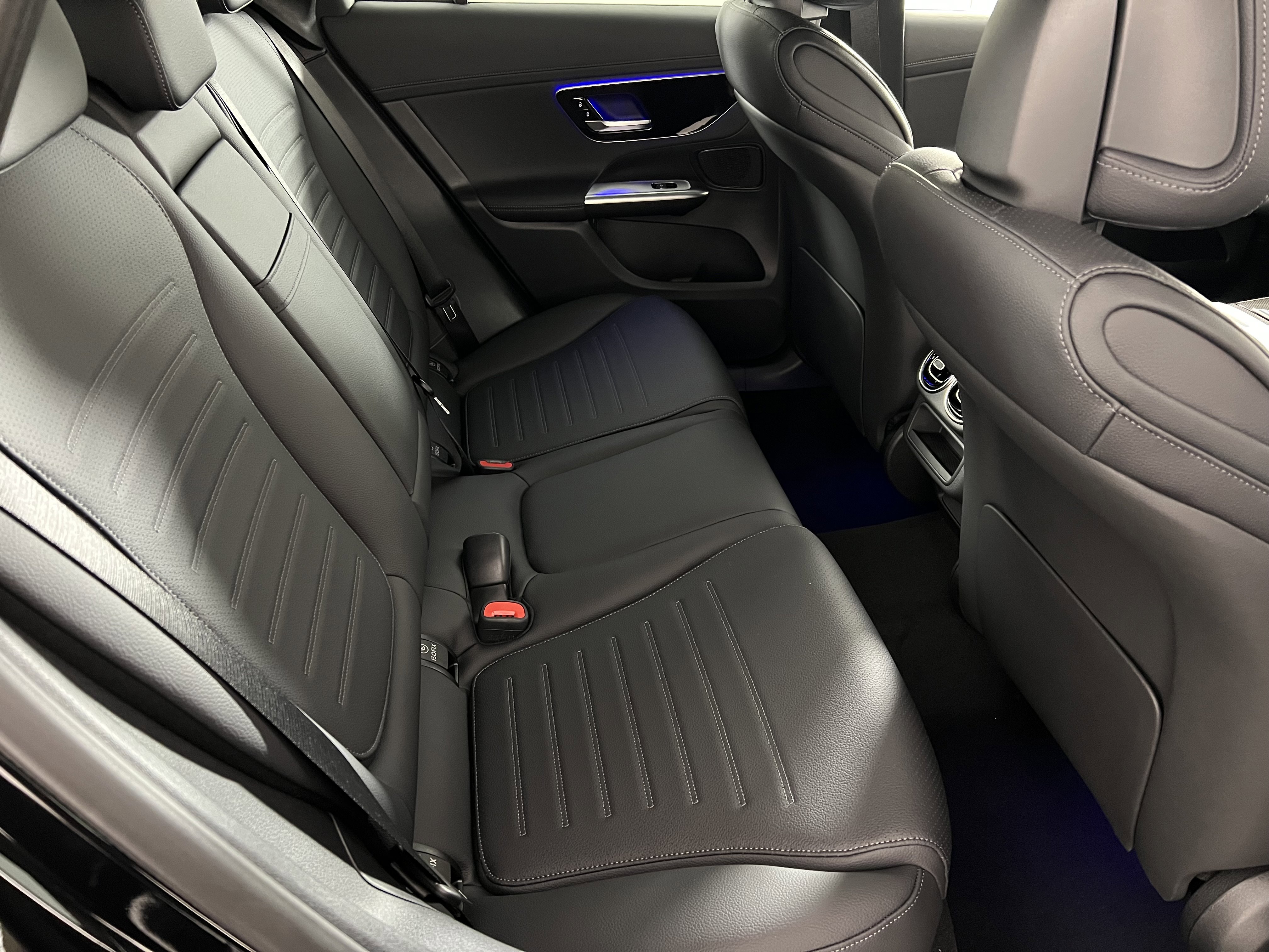 New 2026 Mercedes-Benz GLC 300 4MATIC image 23