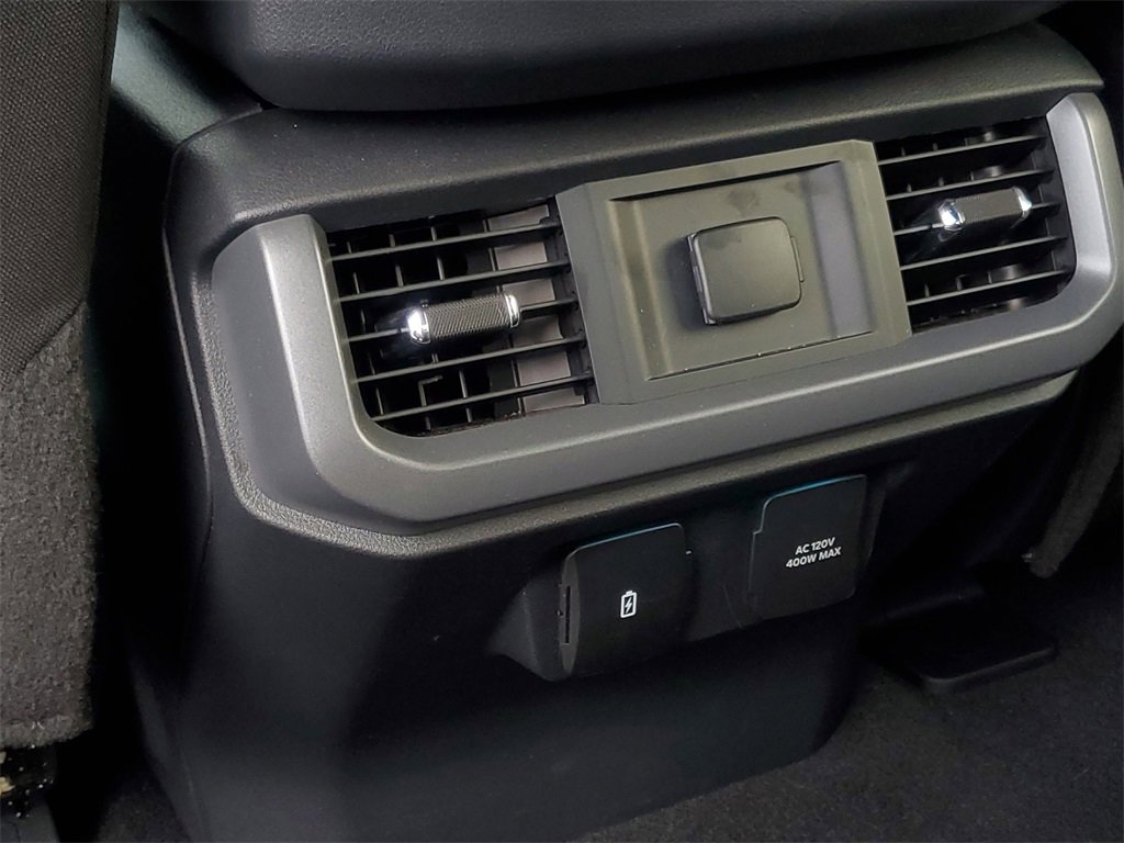 Used 2025 Ford F150 XLT w/ Equipment Group 302A MID image 32