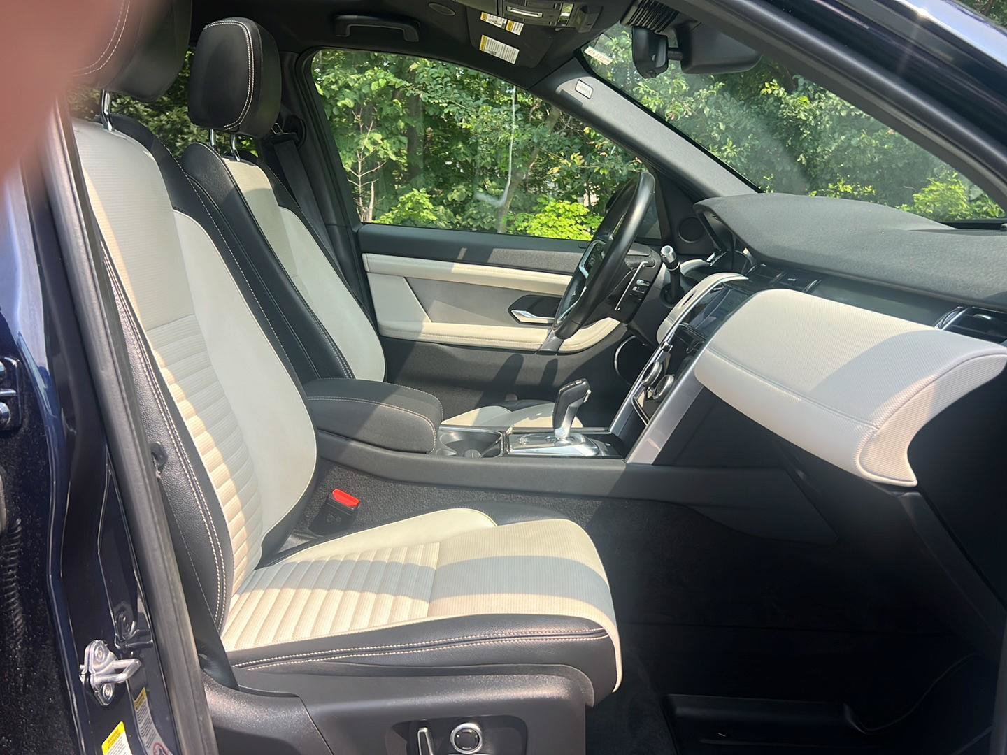Used 2022 Land Rover Discovery Sport S R-Dynamic AWD/4WD image 26