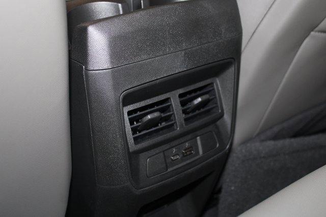 Used 2024 Chevrolet Colorado ZR2 w/ Technology Package image 18