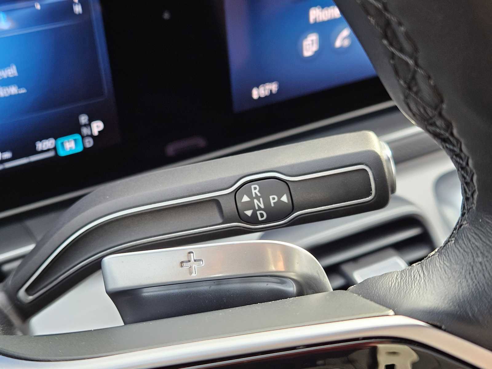 Used 2024 Mercedes-Benz GLE 450e 4MATIC image 31