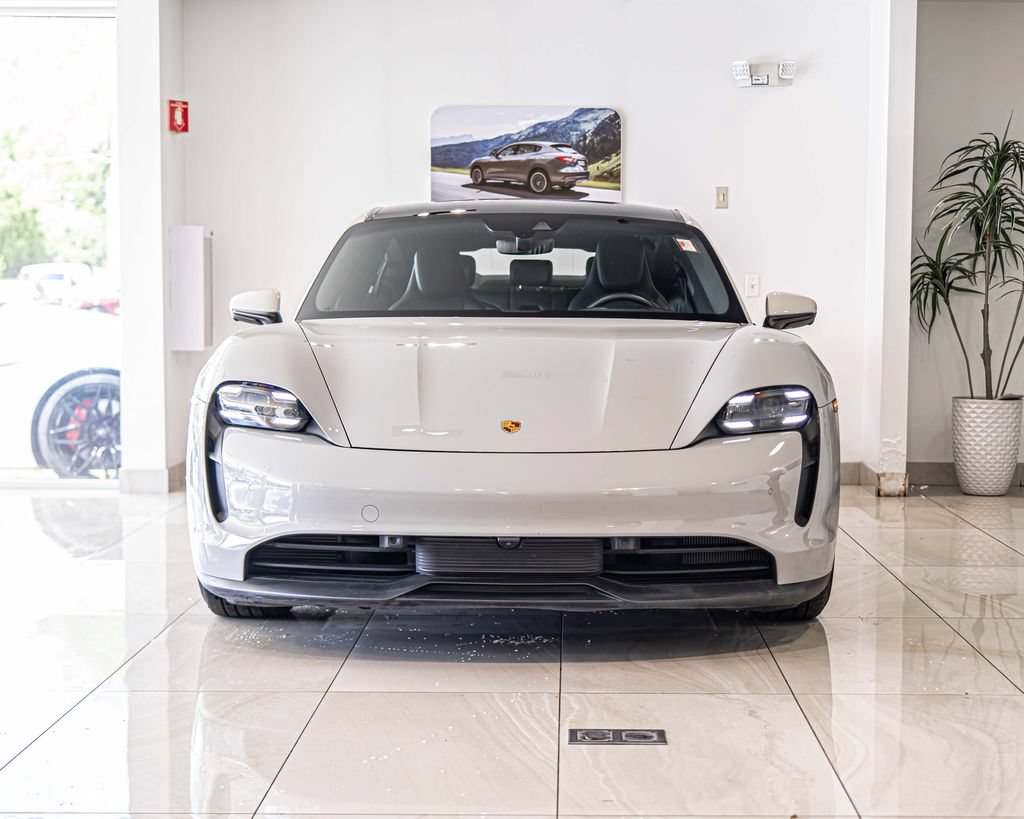 Used 2021 Porsche Taycan 4S w/ Premium Package AWD/4WD image 2