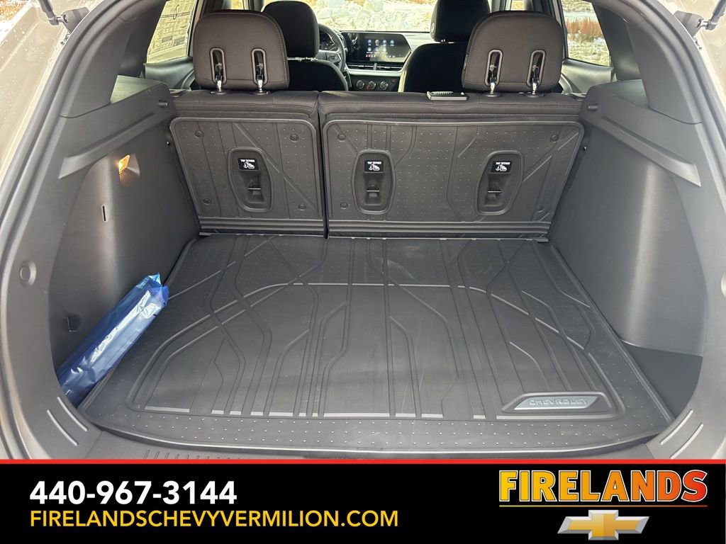 New 2026 Chevrolet Trax RS w/ Driver Confidence Package image 40