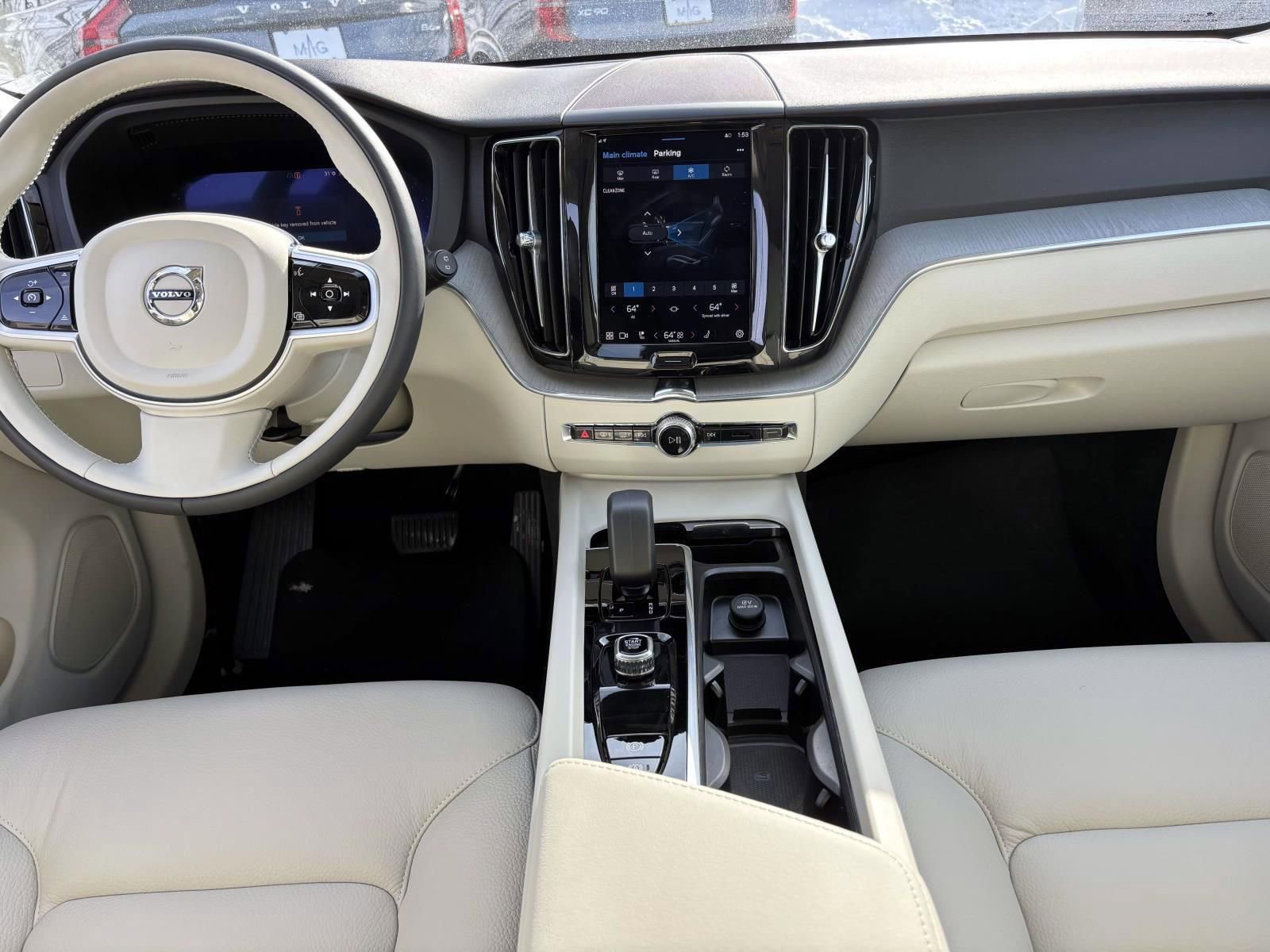 Used 2025 Volvo XC60 B5 Plus w/ Climate Package image 28