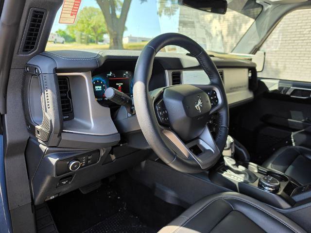 Certified 2025 Ford Bronco Outer Banks AWD/4WD image 30