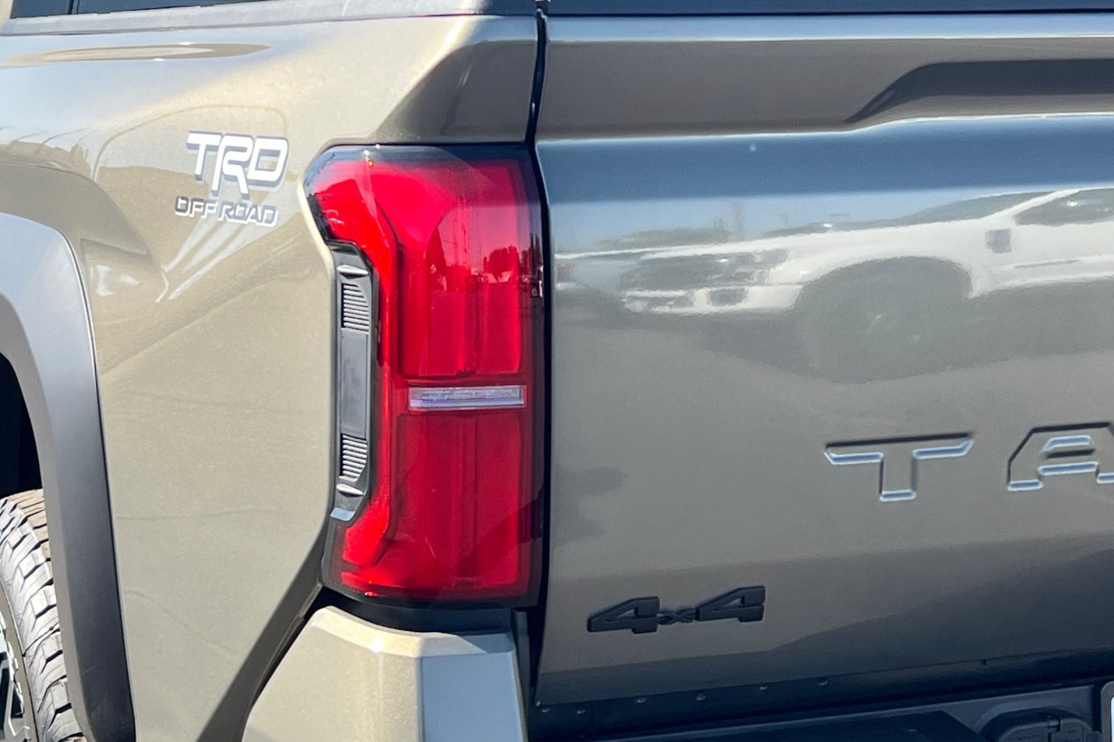 Certified 2026 Toyota Tacoma TRD Off-Road AWD/4WD image 26