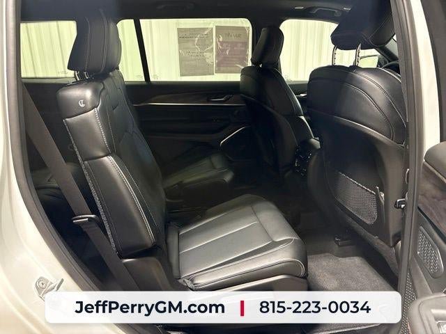 Used 2025 Jeep Grand Cherokee L Overland w/ Trailer Tow Package AWD/4WD image 25