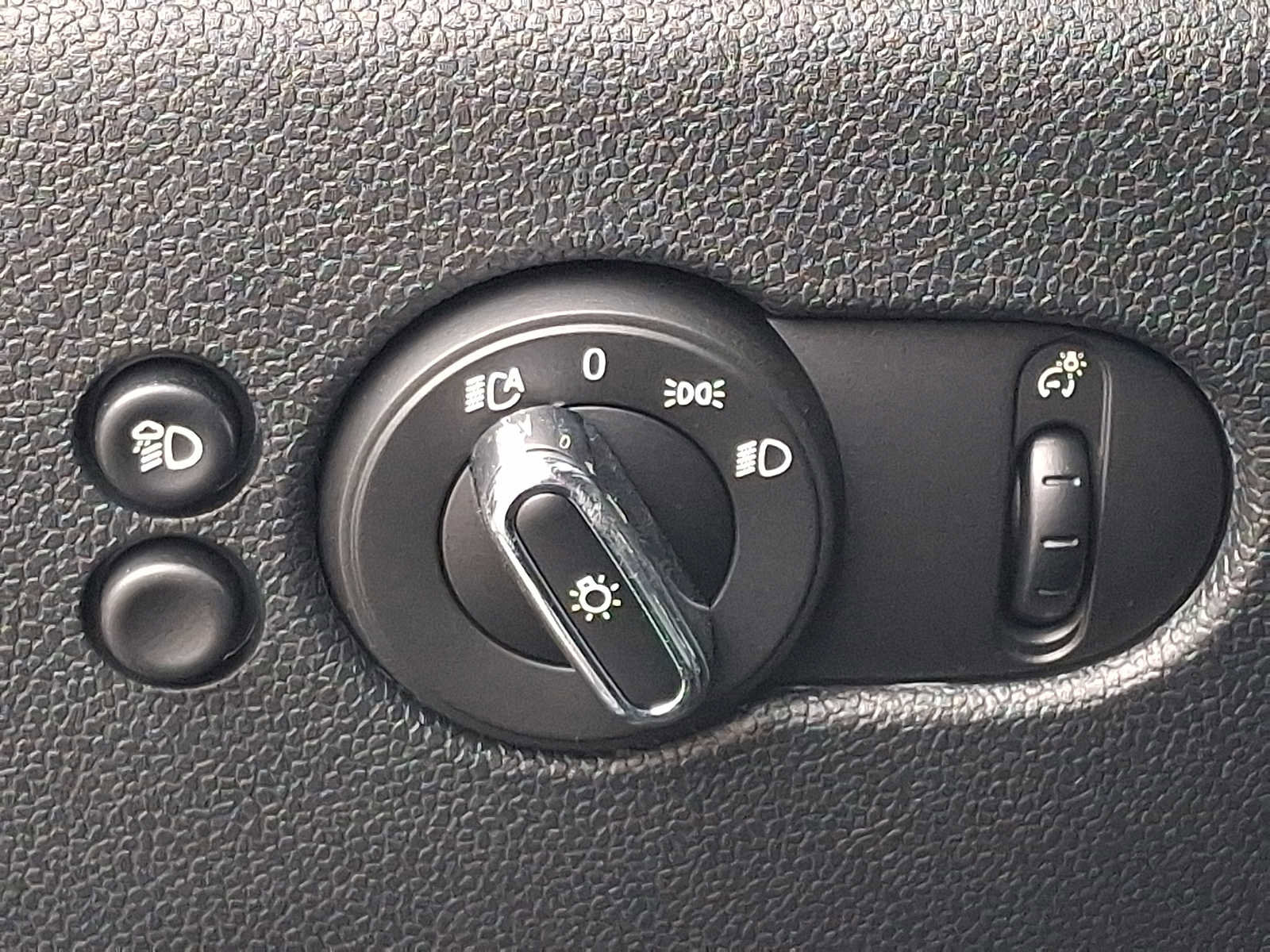 Certified 2024 MINI Cooper S FWD image 25