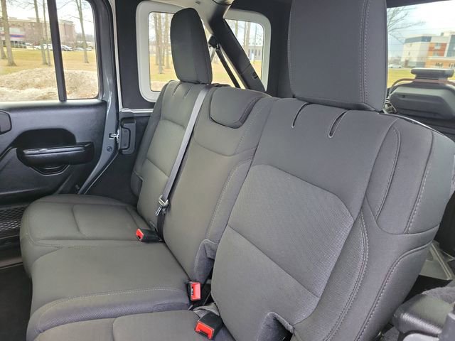 Used 2020 Jeep Wrangler Unlimited Sport image 29