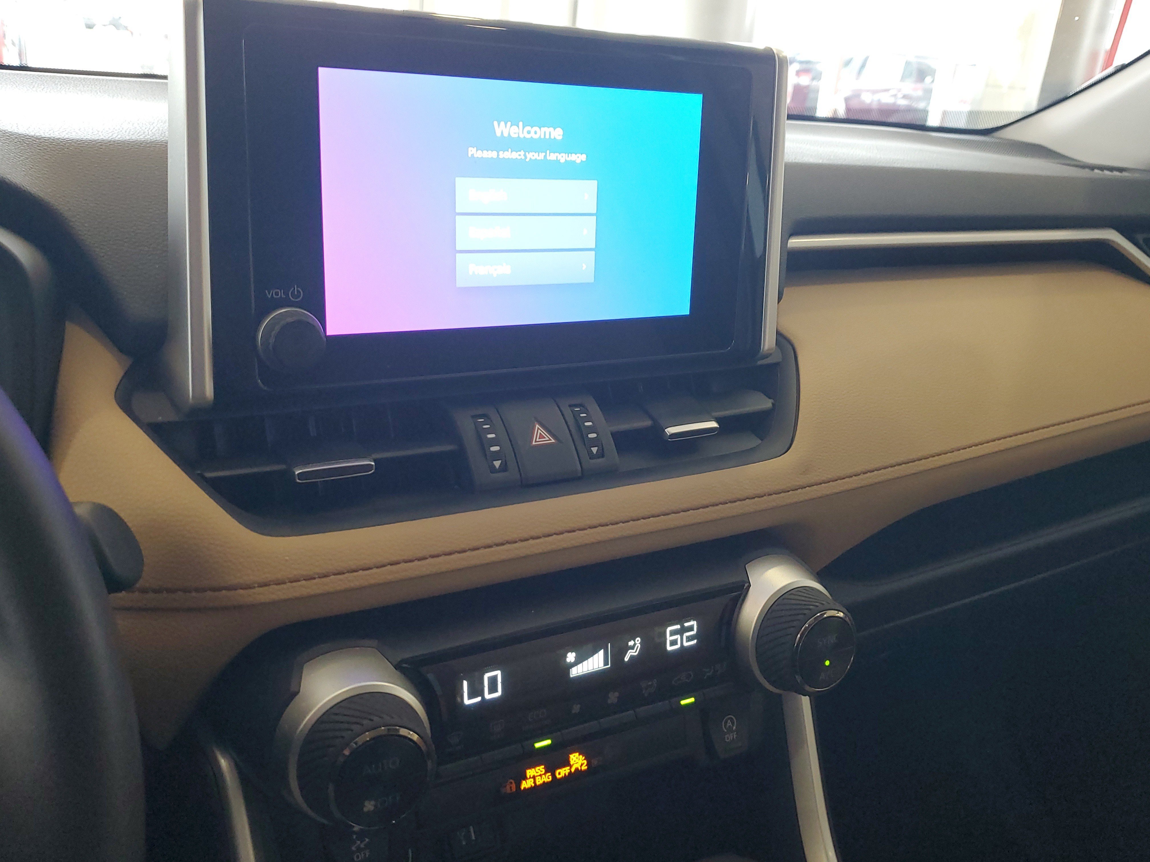 Used 2024 Toyota RAV4 XLE Premium FWD image 28
