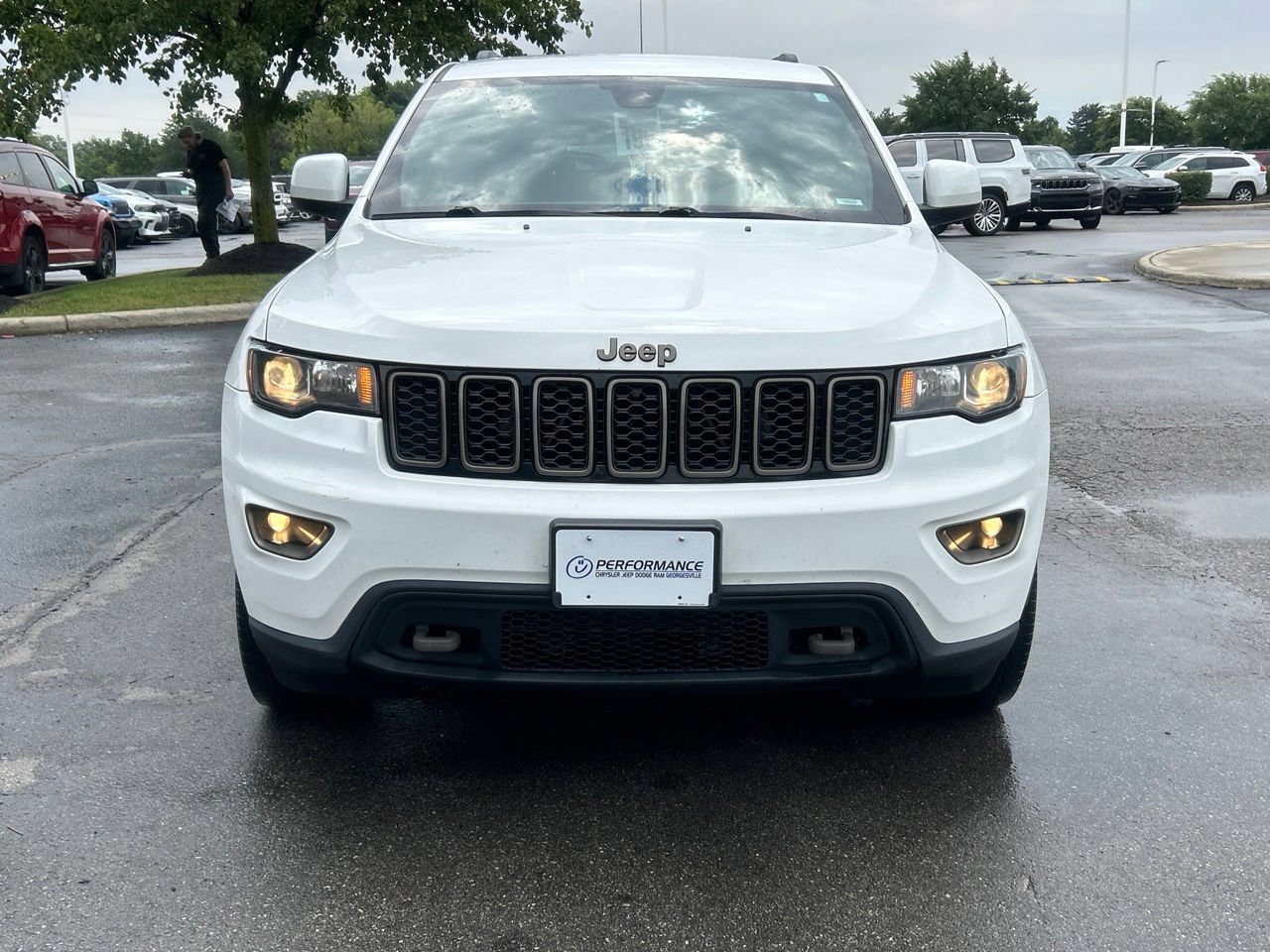 Used 2016 Jeep Grand Cherokee Laredo 75th Anniversary AWD/4WD image 10