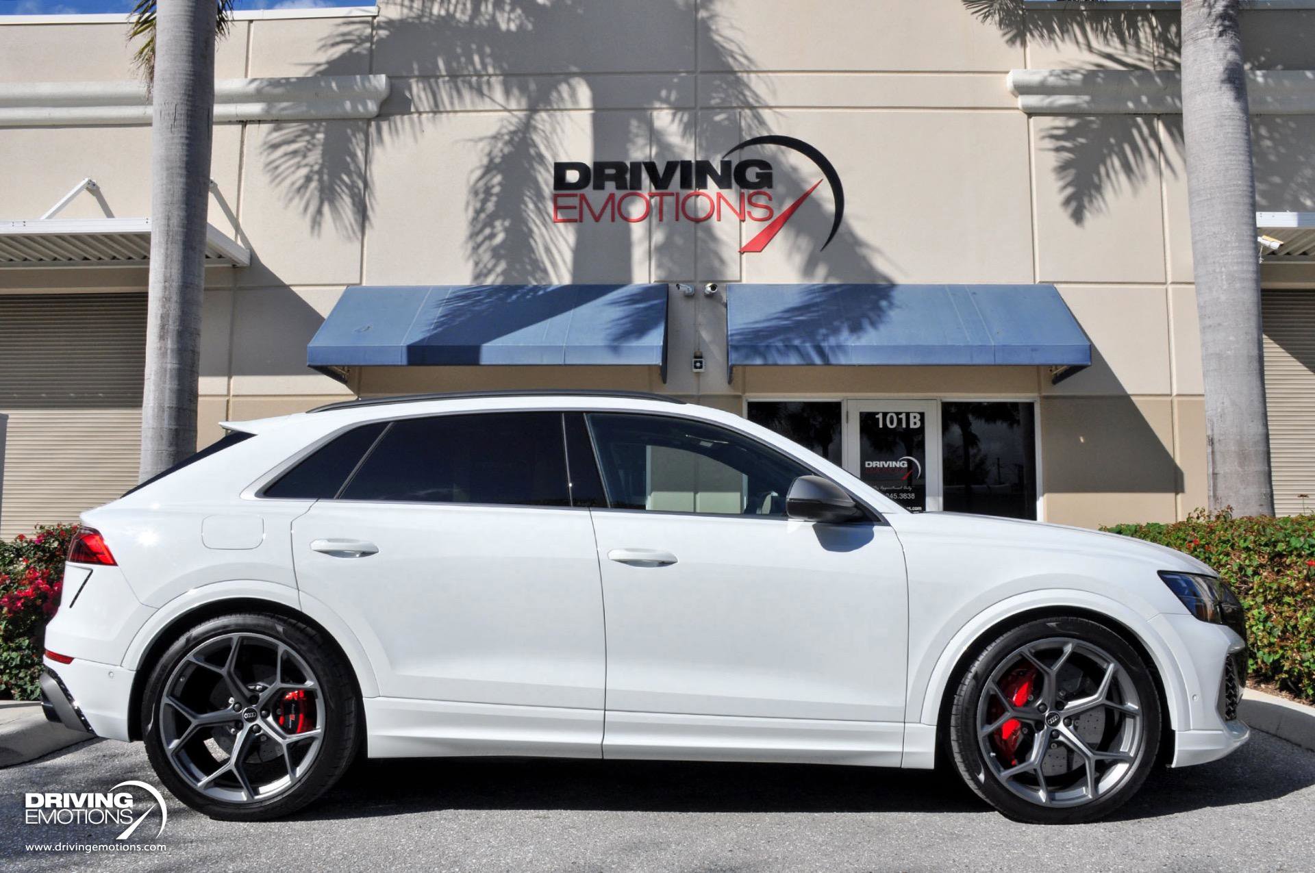 Used 2025 Audi RS Q8 performance image 11