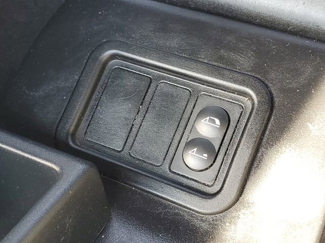 Used 2001 BMW Z3 2.5i RWD image 24