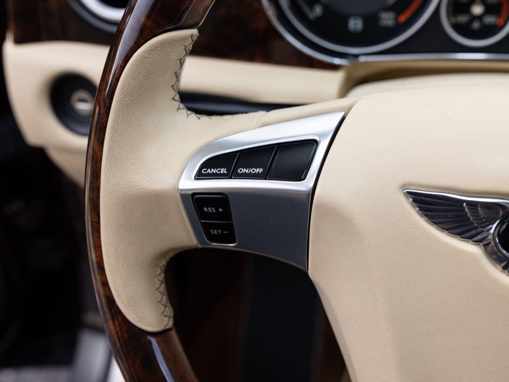 Used 2015 Bentley Flying Spur W12 AWD/4WD image 39
