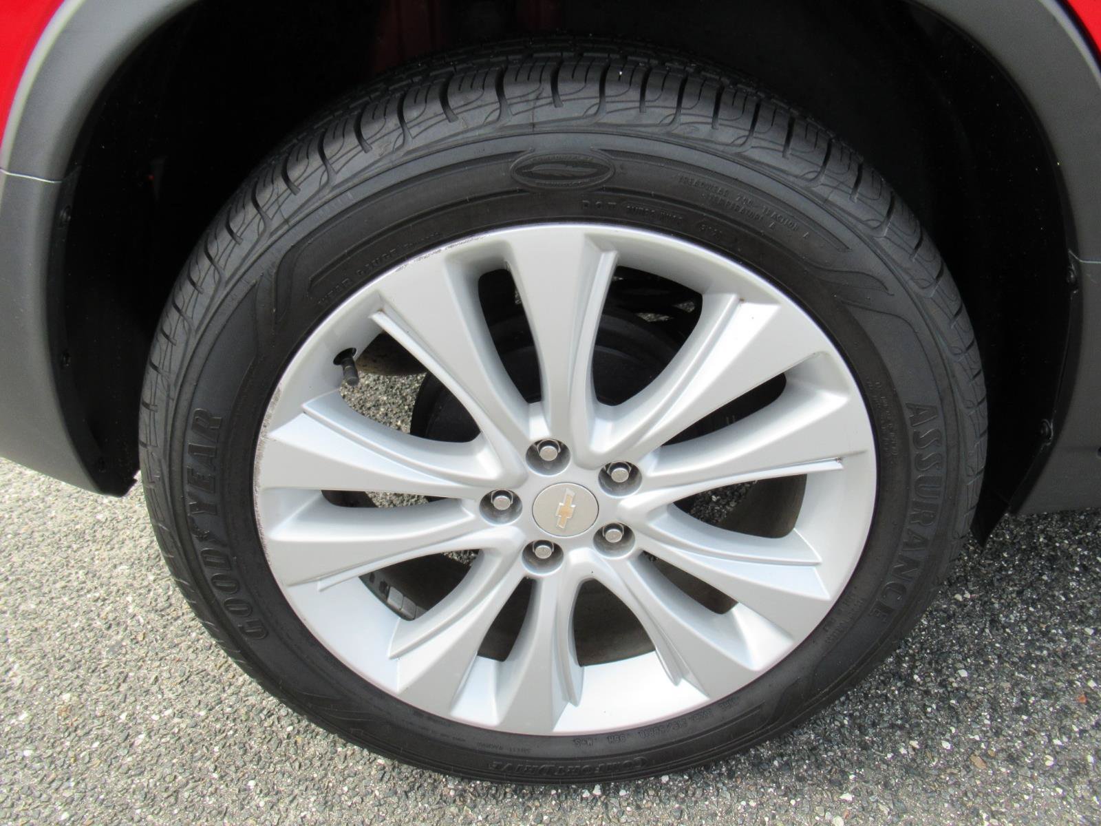 Certified 2018 Chevrolet Trax Premier FWD image 8