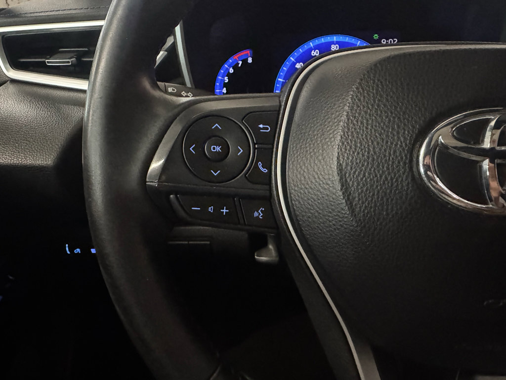 Used 2020 Toyota Corolla XSE image 23