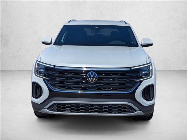 New 2026 Volkswagen Atlas Cross Sport SE FWD image 2