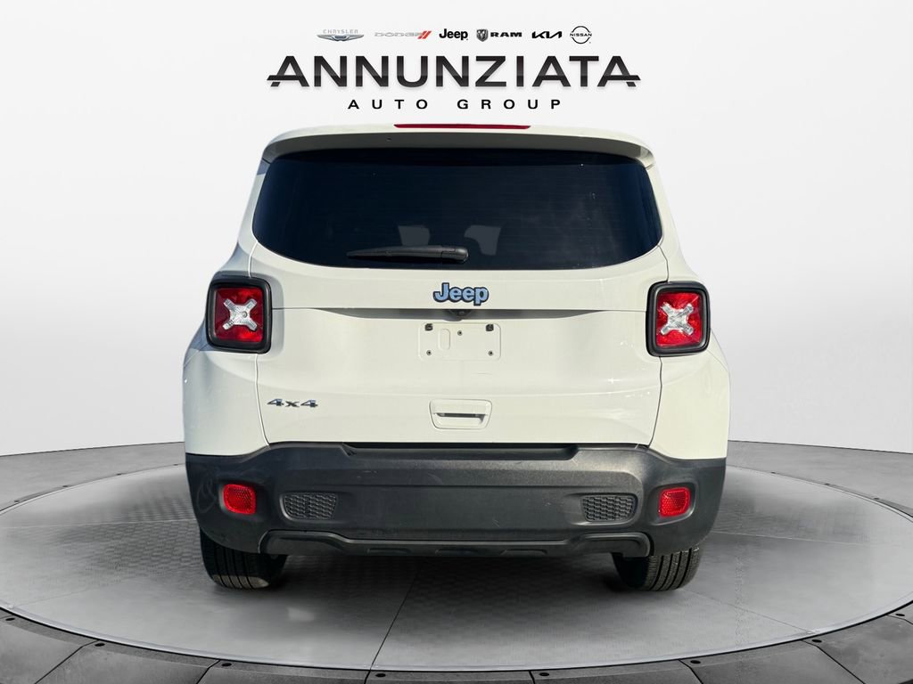 Certified 2023 Jeep Renegade Latitude image 4