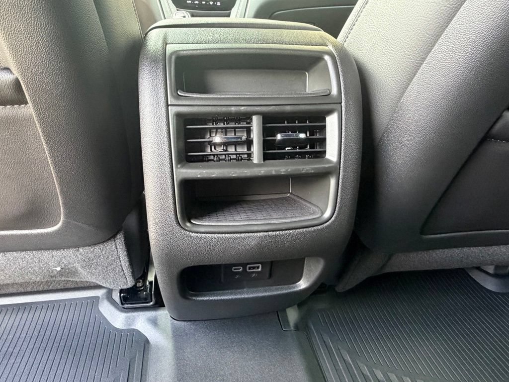 New 2026 Cadillac XT5 Luxury w/ LPO, Floor Liner Package AWD/4WD image 22