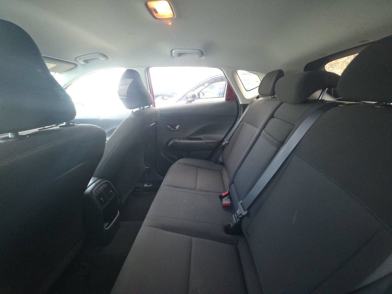 Used 2025 Hyundai Kona SEL FWD image 5