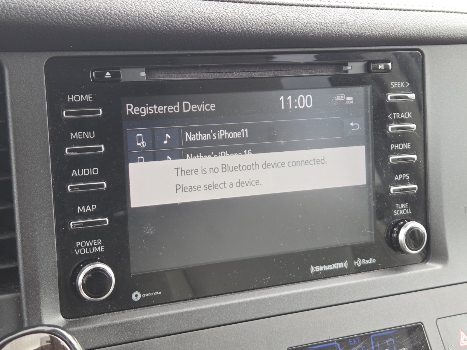 Used 2019 Toyota Sienna XLE w/ XLE Navigation Package AWD/4WD image 5