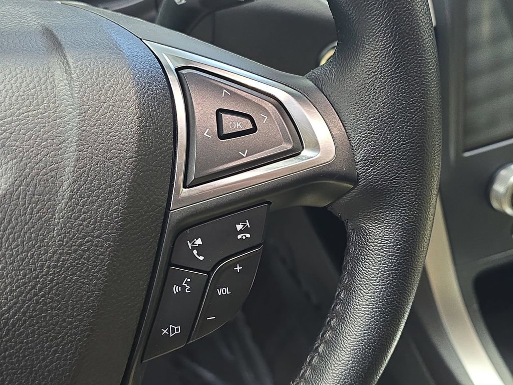 Used 2022 Ford Edge SEL image 19