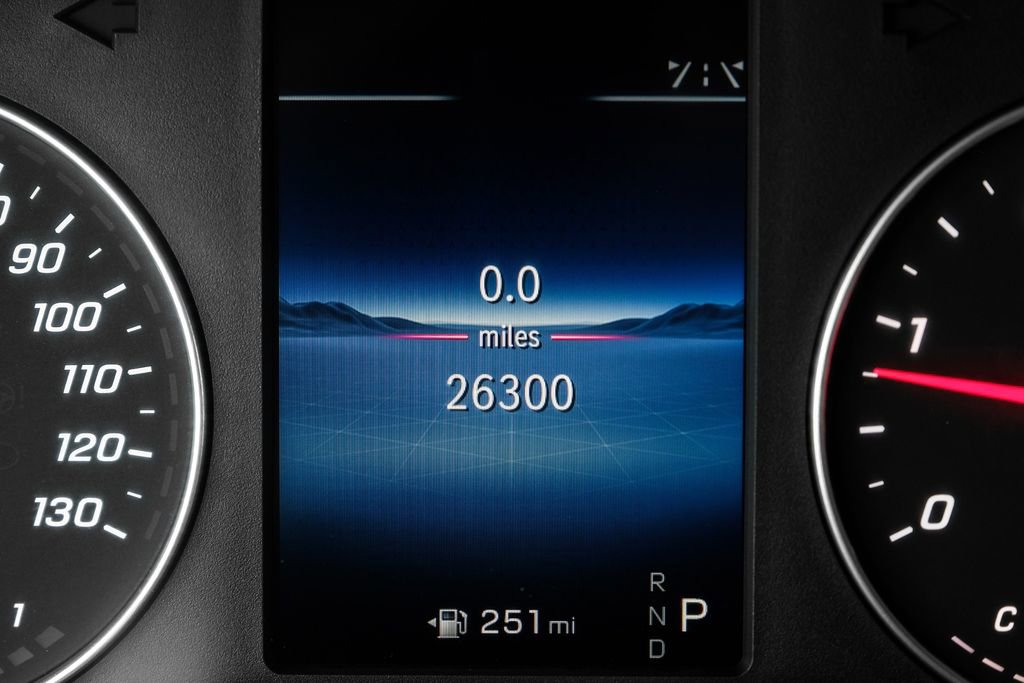 Used 2025 Mercedes-Benz Sprinter 2500 w/ Dashboard Charging Package image 16