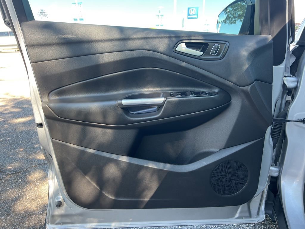 Used 2018 Ford Escape SEL w/ SEL Sport Appearance Package image 21