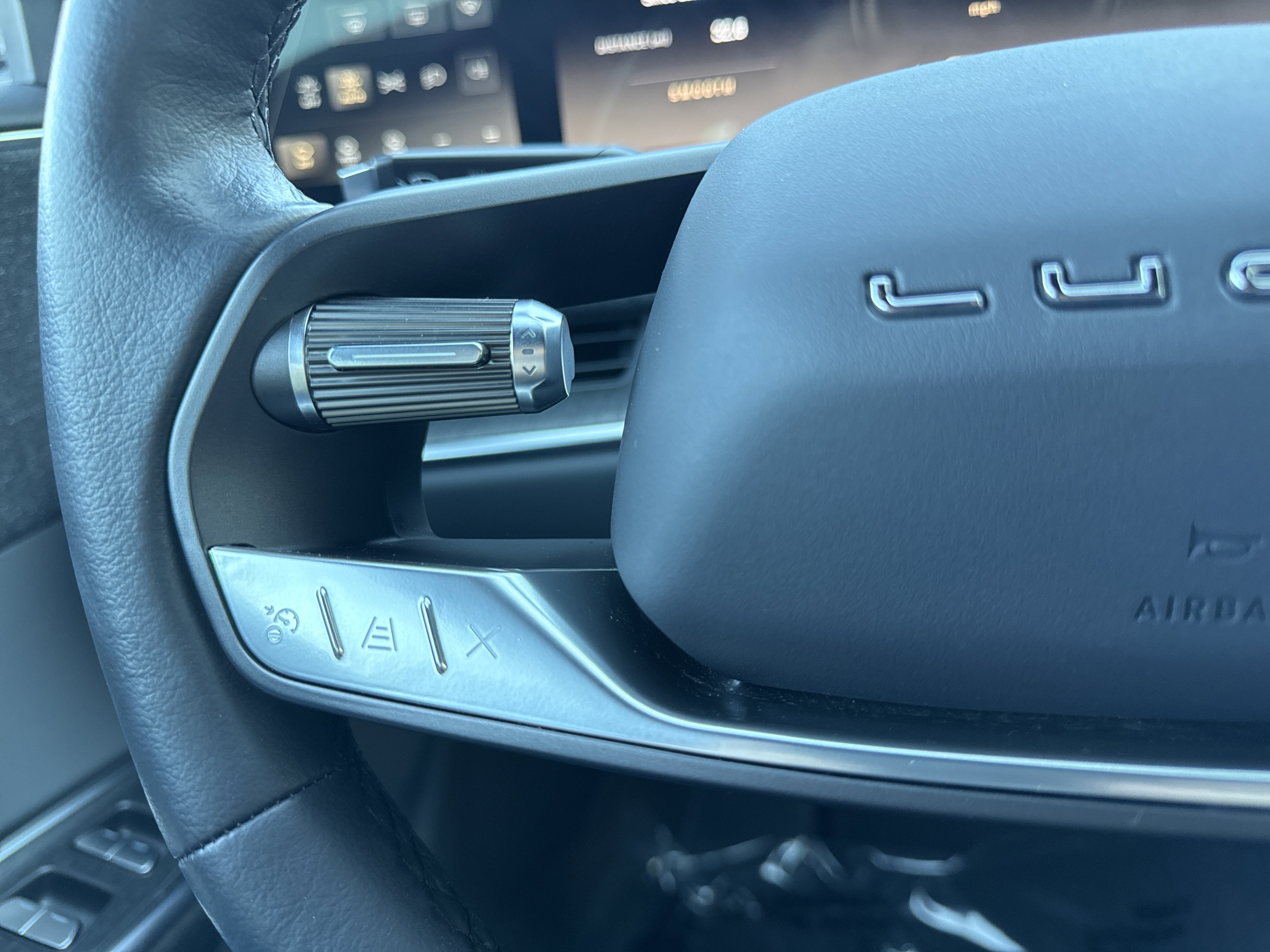 Used 2024 Lucid Air Touring image 29