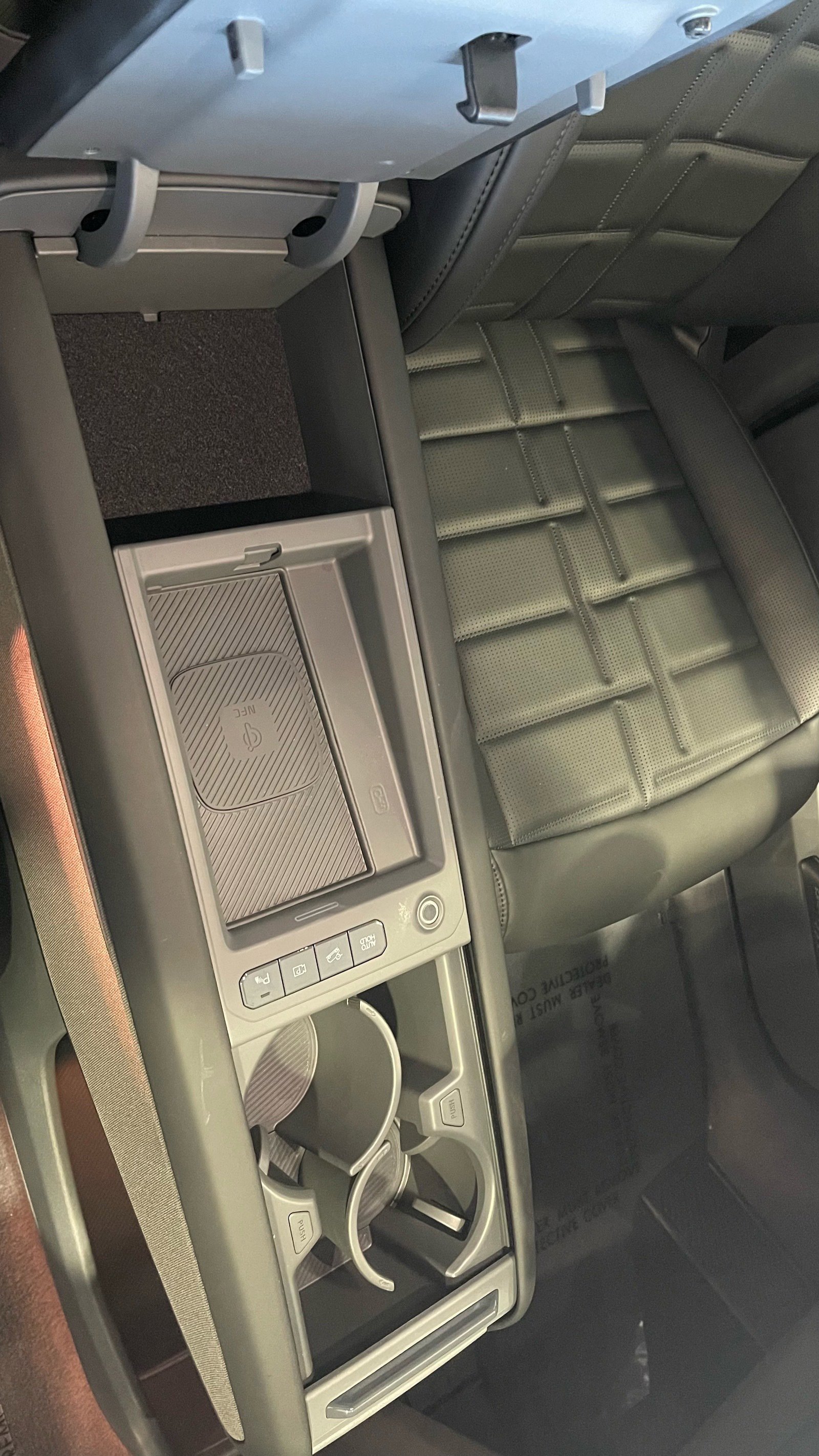 Used 2026 Kia EV9 Land w/ Nightfall Edition Package image 45