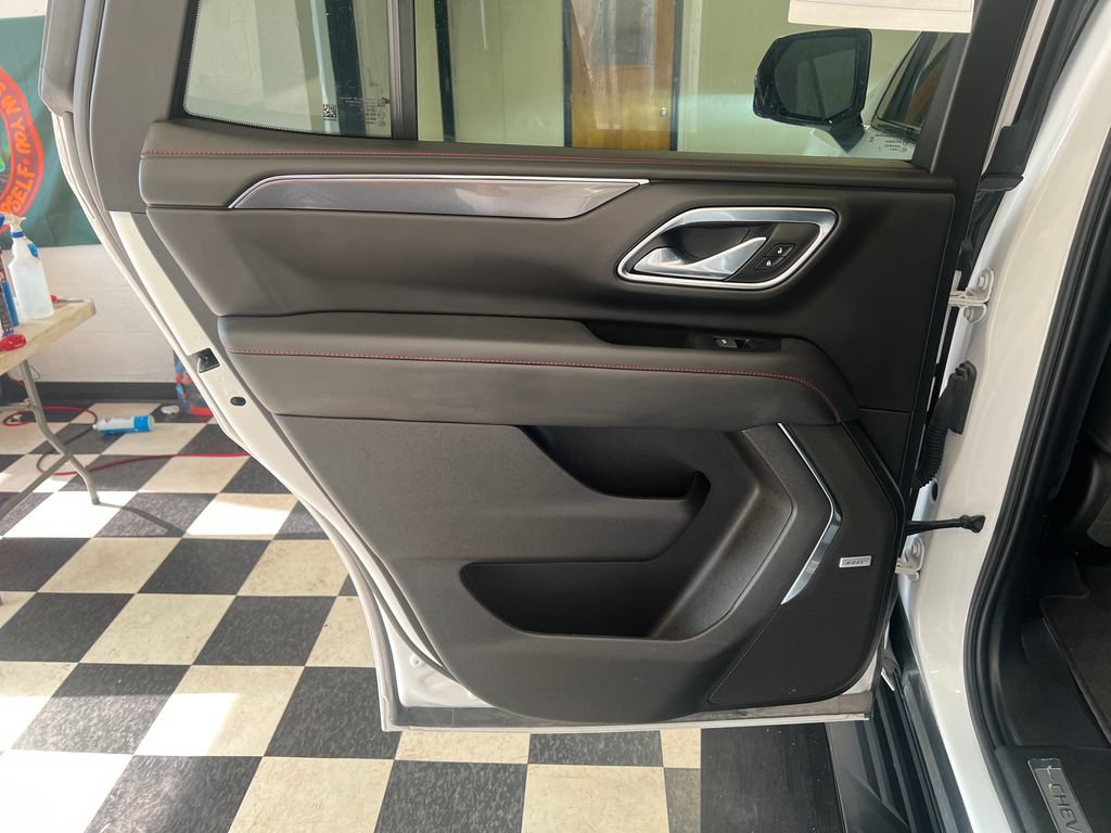 Used 2023 Chevrolet Tahoe RST w/ Luxury Package AWD/4WD image 43
