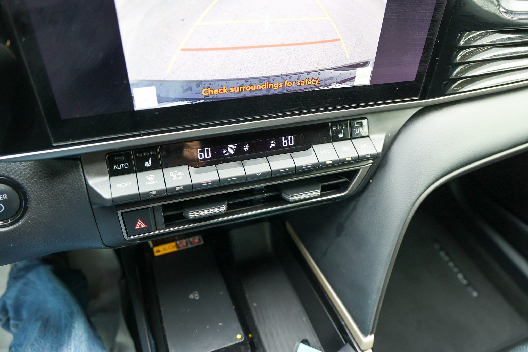 Used 2025 Toyota Camry XSE FWD image 23