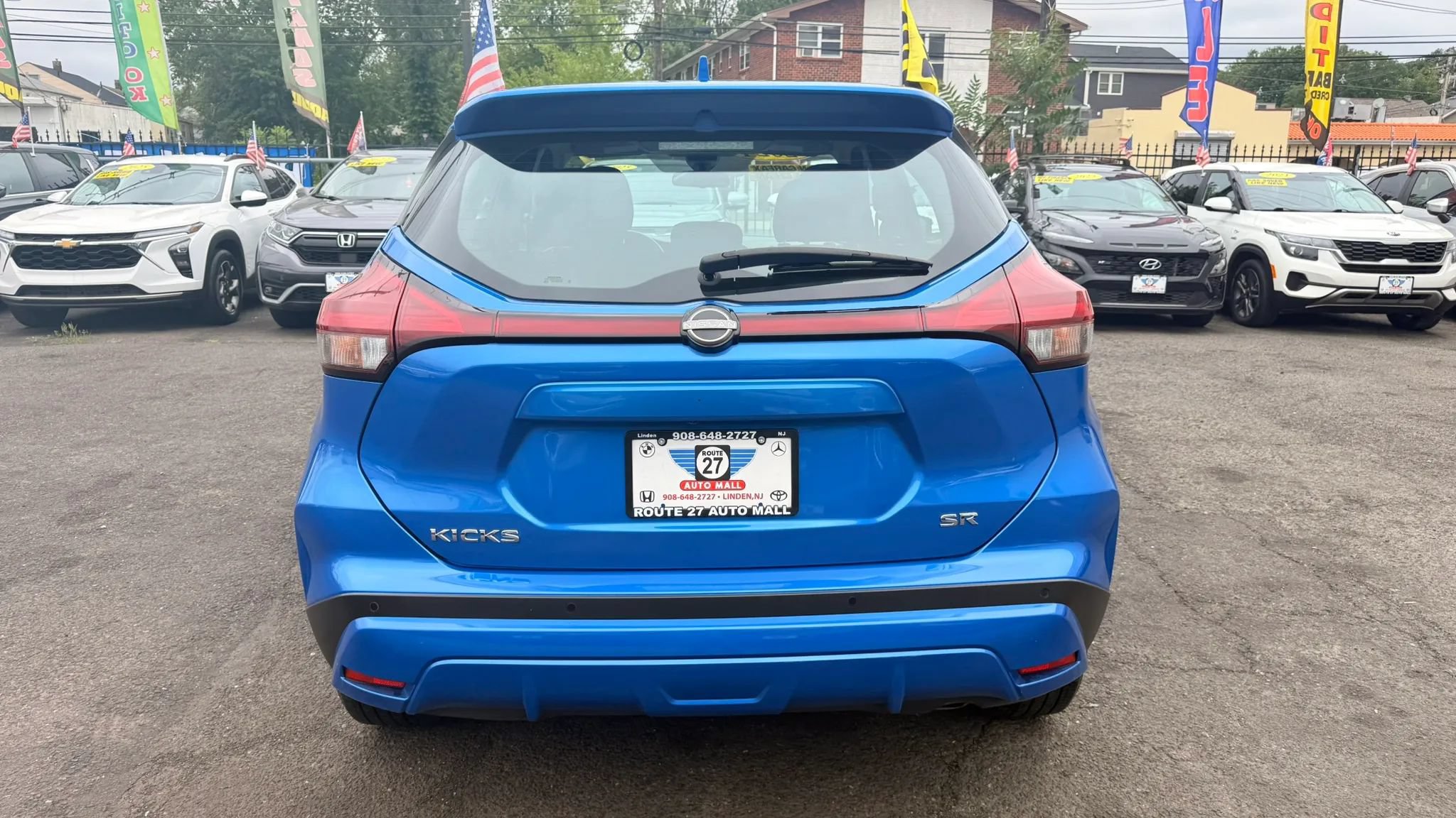 Used 2024 Nissan Kicks SR FWD image 6