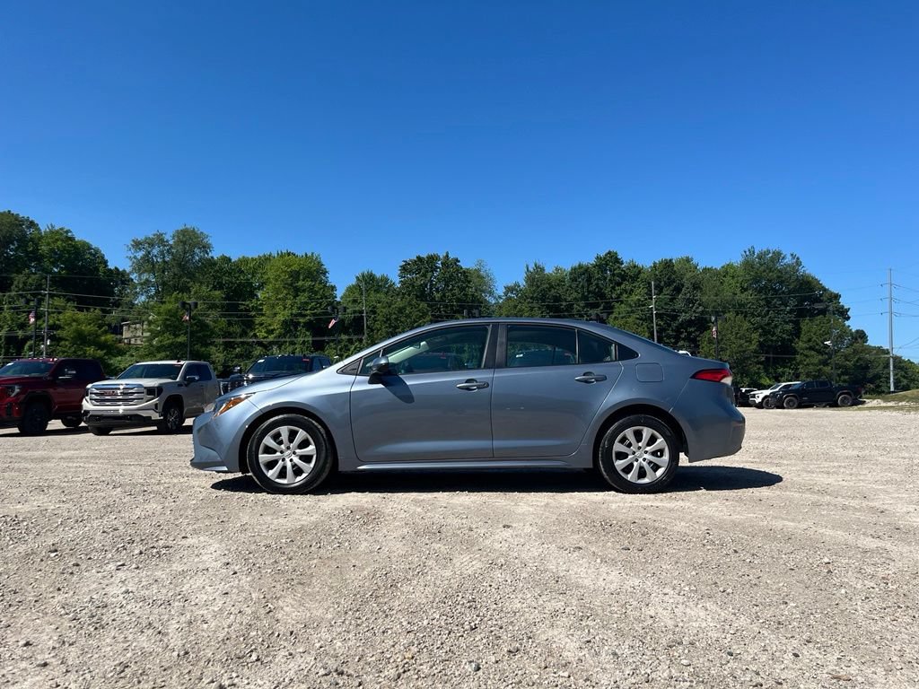 Used 2024 Toyota Corolla LE FWD image 16