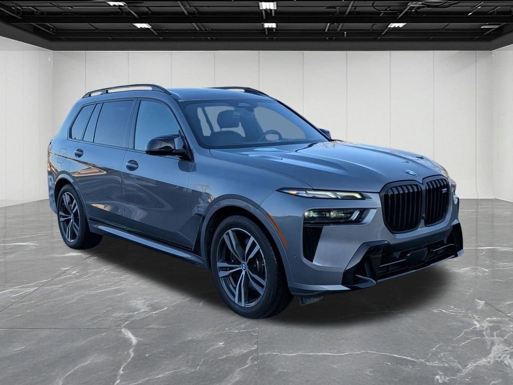 Used 2025 BMW X7 M60i w/ Climate Comfort Package AWD/4WD image 7