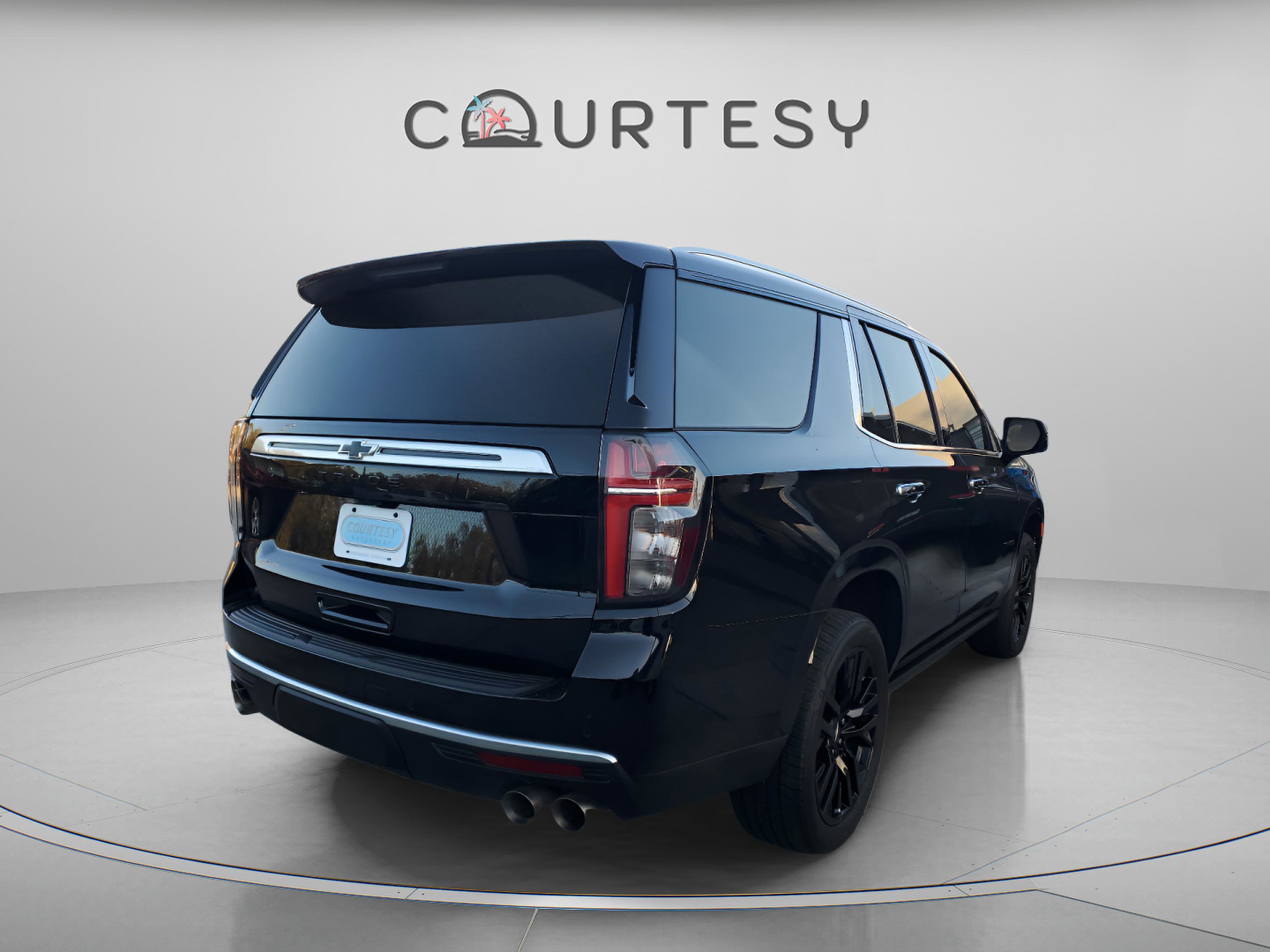 Used 2024 Chevrolet Tahoe High Country image 4