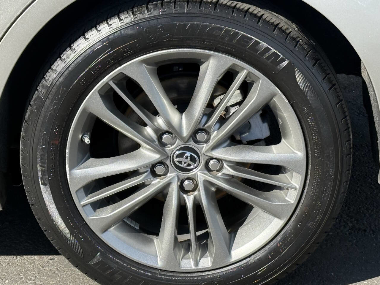 Used 2016 Toyota Camry SE image 13