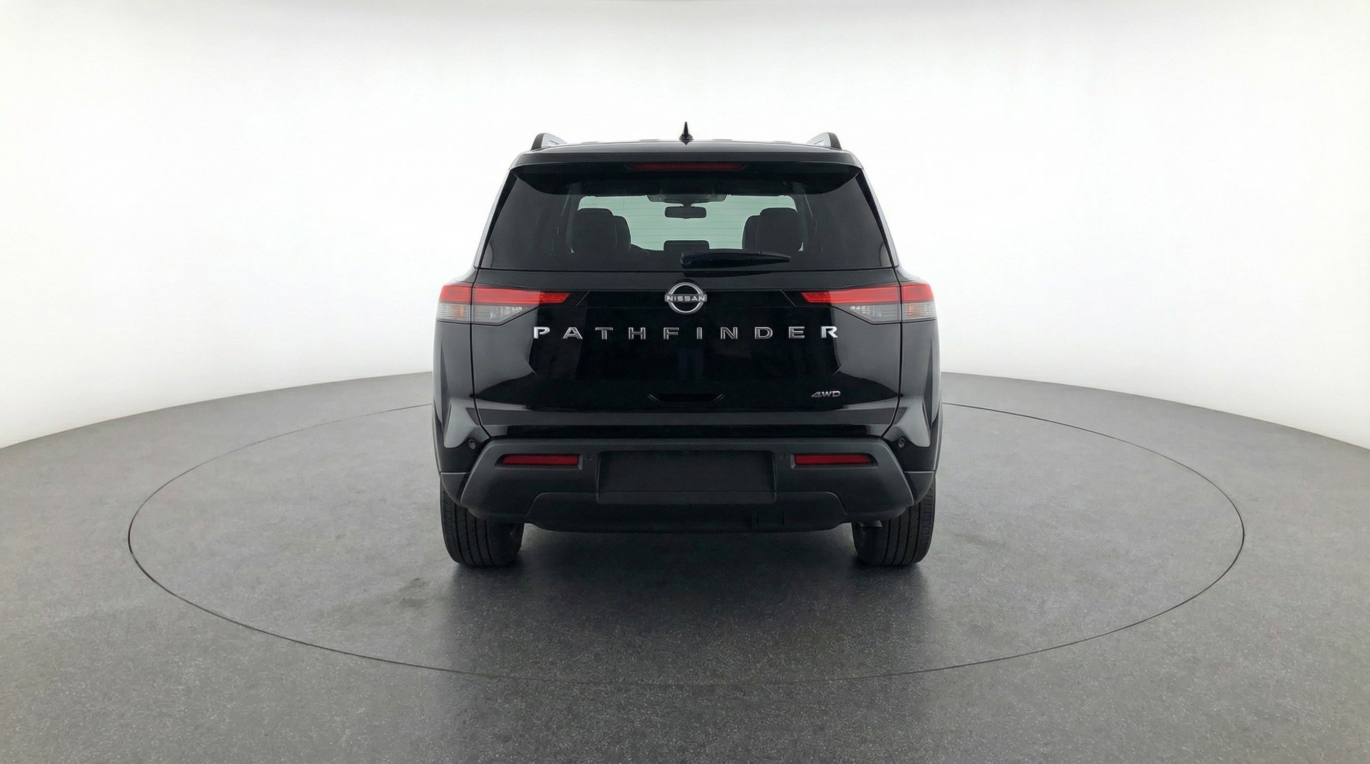 Used 2025 Nissan Pathfinder SV image 7