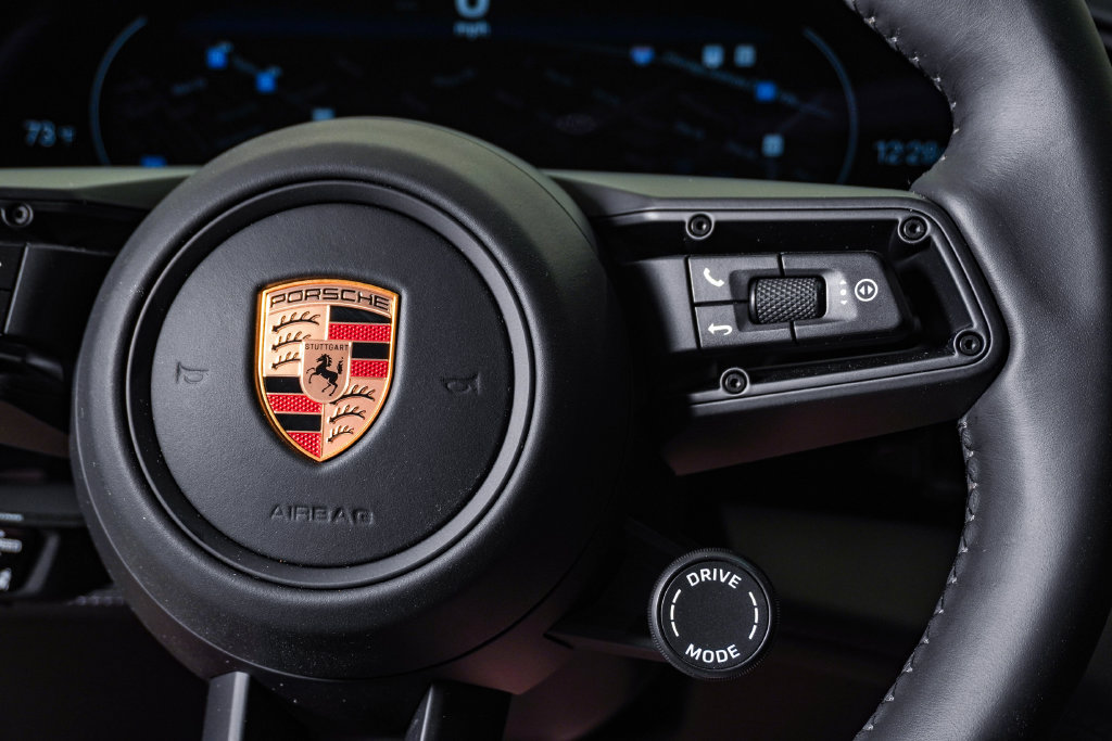 New 2026 Porsche Taycan AWD/4WD image 19