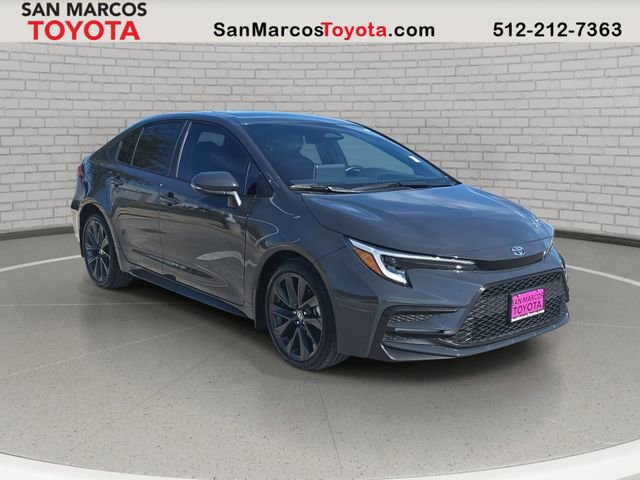 Used 2025 Toyota Corolla SE image 3