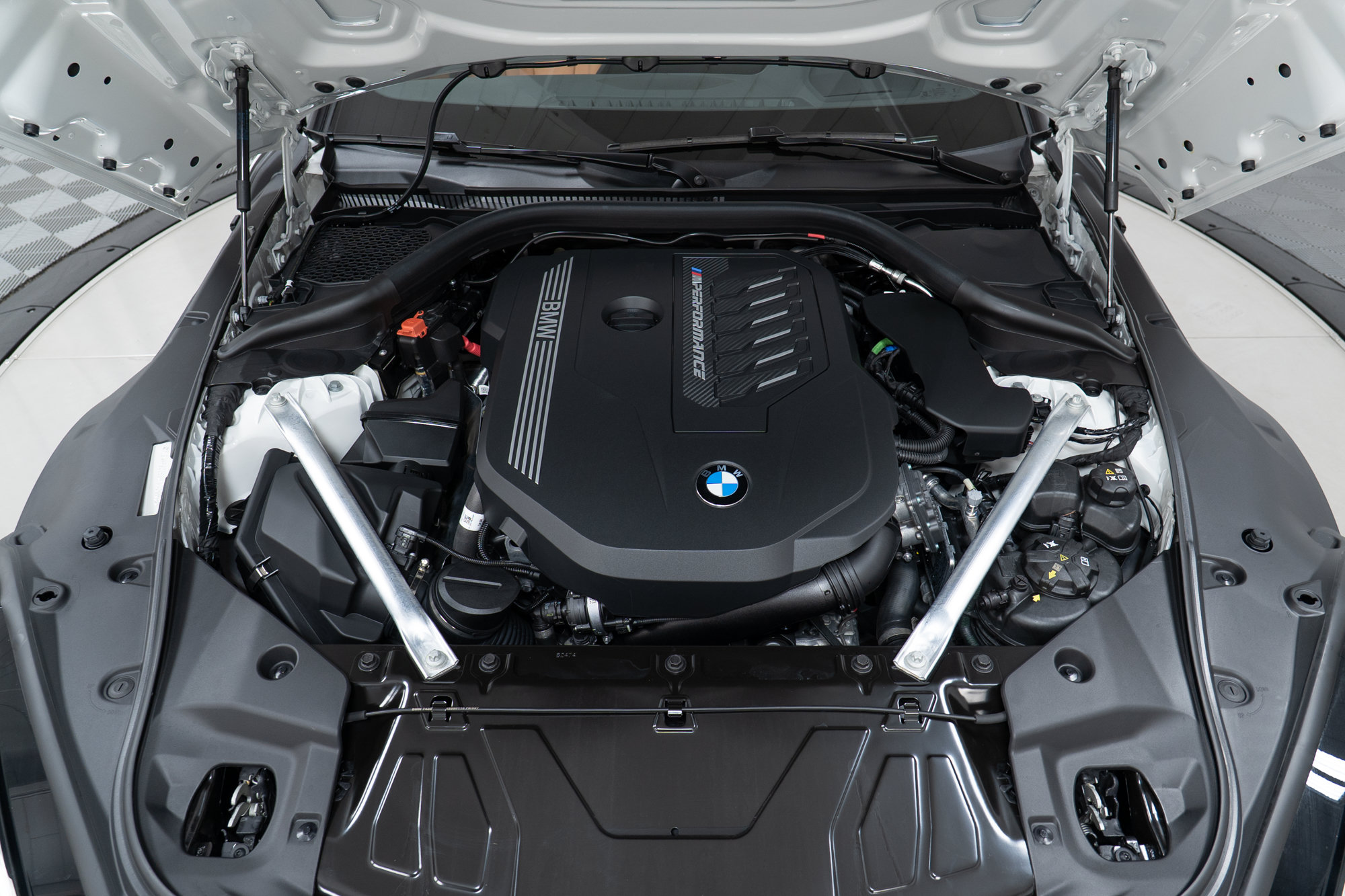 Used 2025 BMW Z4 M40i w/ Premium Package RWD image 9